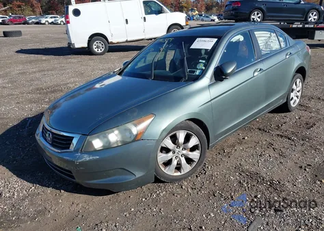 2009 Honda Accord 2.4 Ex z USA, uszkodzony, nr VIN 1HGCP26719A095055